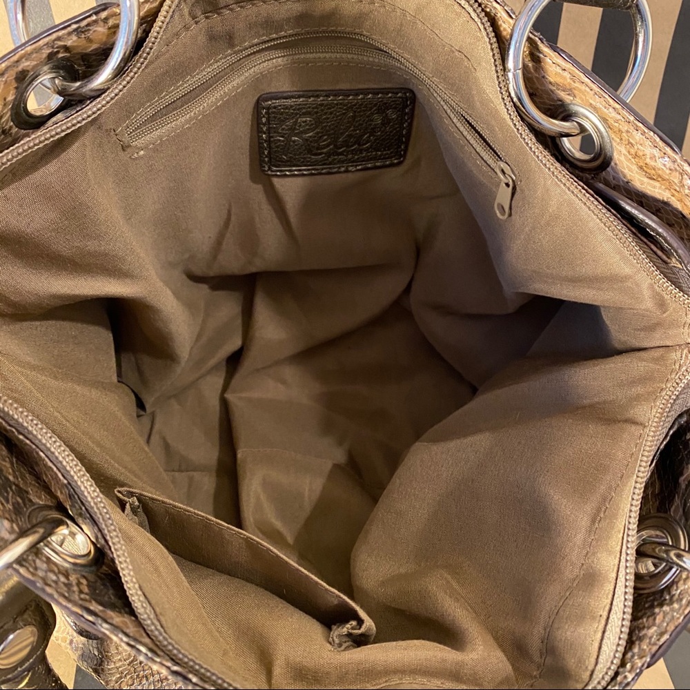 Relic Purse - Picture 10 of 10